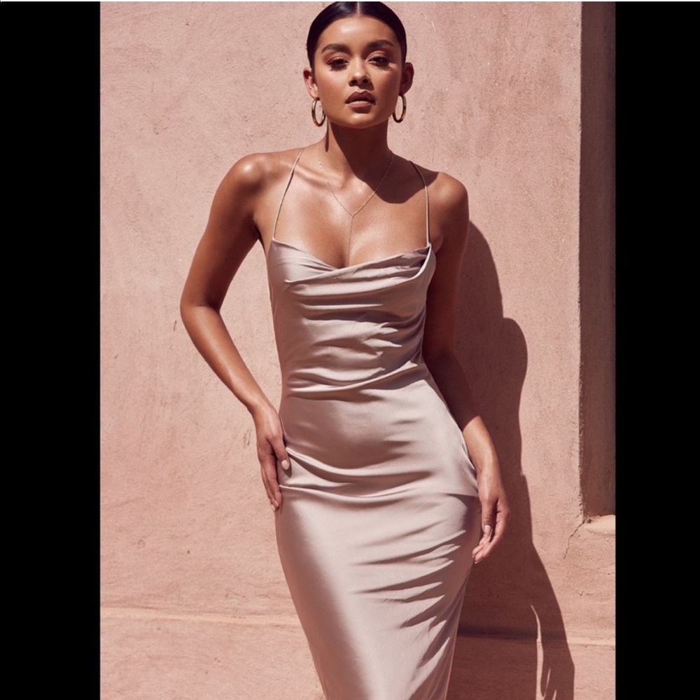NWOT House of CB alerts dress